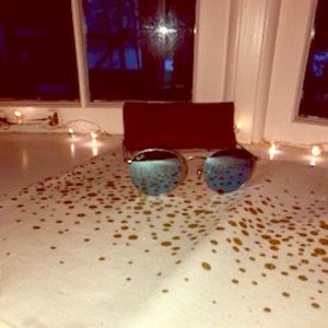 Ray-Ban Unisex Sunglasses with leather case